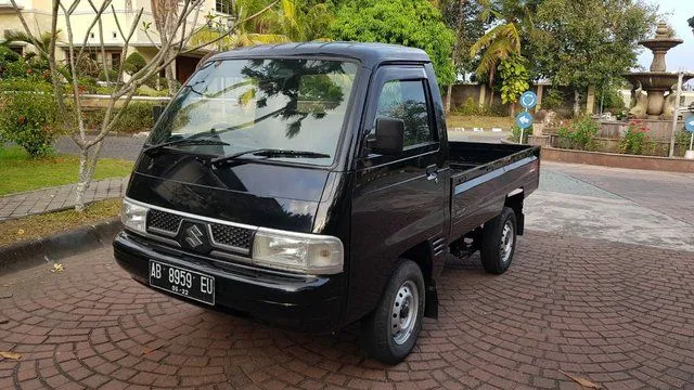 Mobil Bekas untuk Usaha & UMKM: Angkut Barang Tanpa Boros