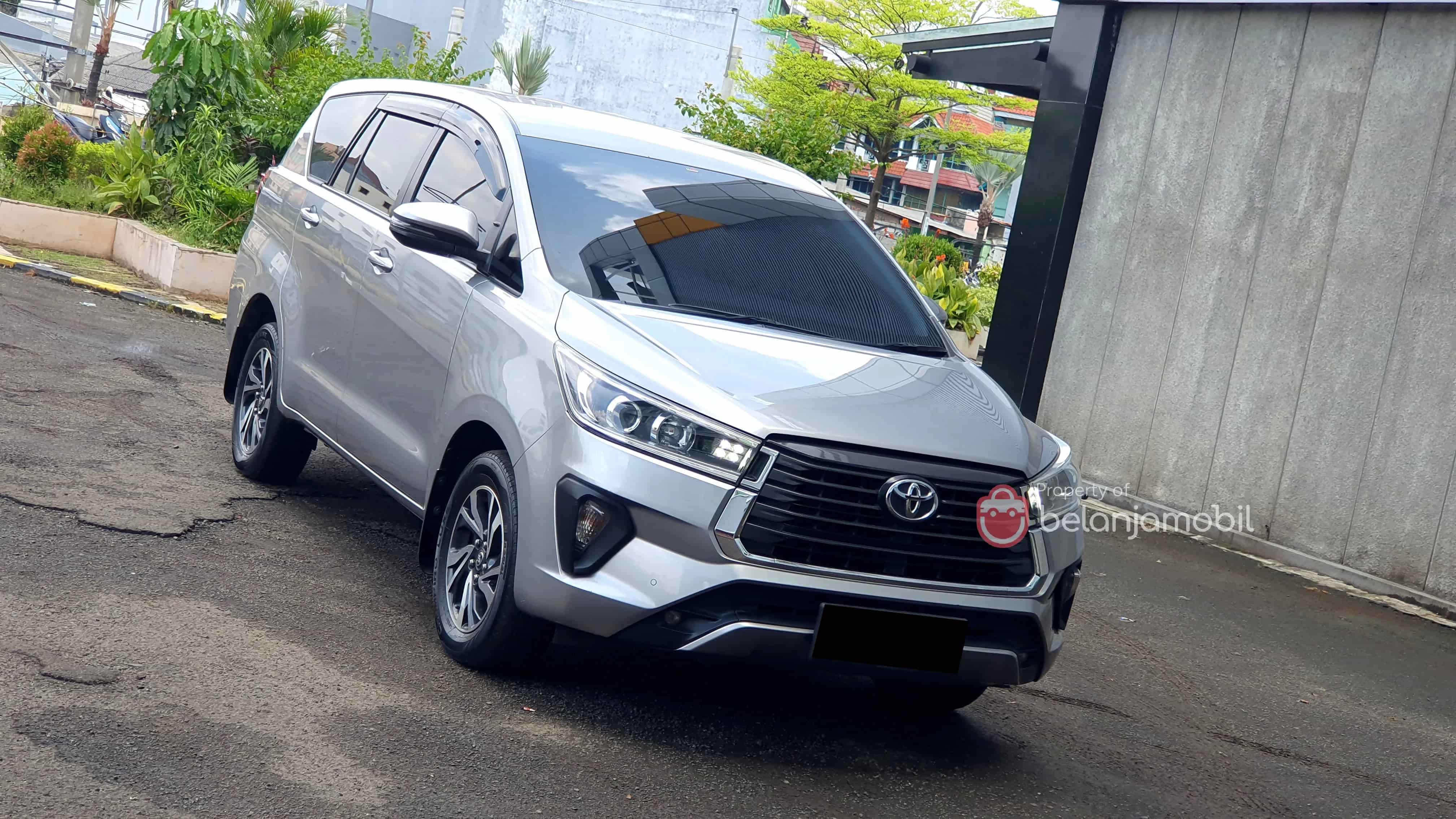 7 Rekomendasi Mobil Bekas untuk Orang Bertubuh Tinggi dan Besar