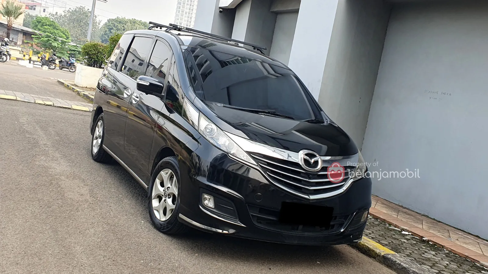 Mazda Biante Bekas: MPV Pintu Geser yang Jarang Dilirik